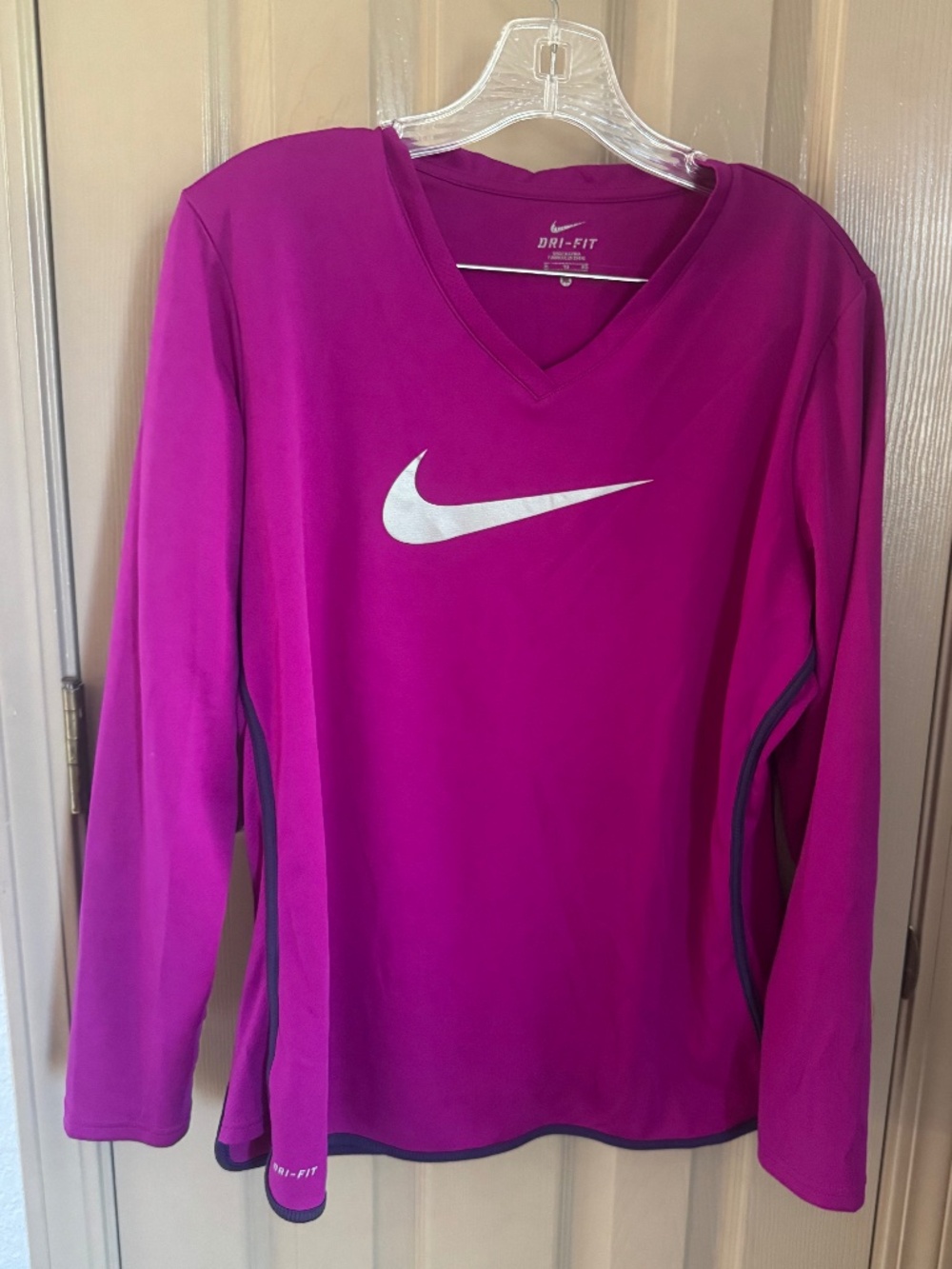Nike Dri fit long sleeve top purple Sz xl